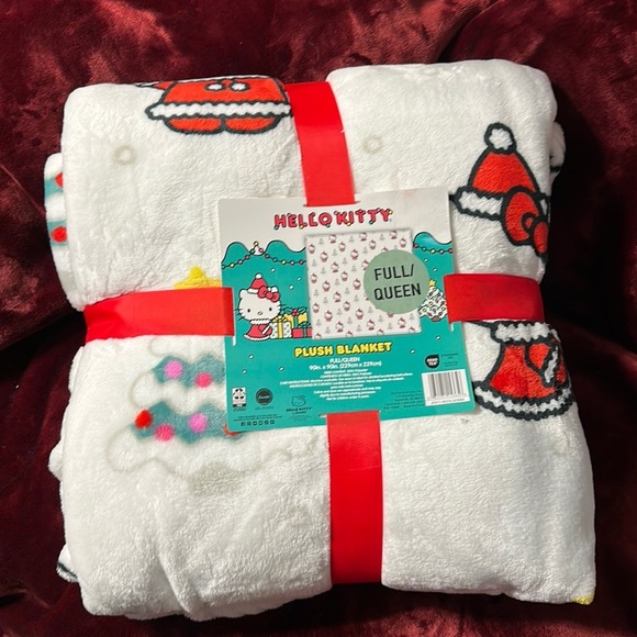 Hello Kitty Other - NWT Hello Kitty Full/Queen Christmas Blanket